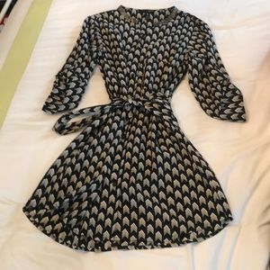 Button-up dress with embellished collar